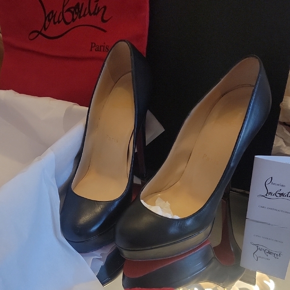 Christian Louboutin Shoes - Christian Louboutin Black Kid Leather Bianca 140 Heel Pumps